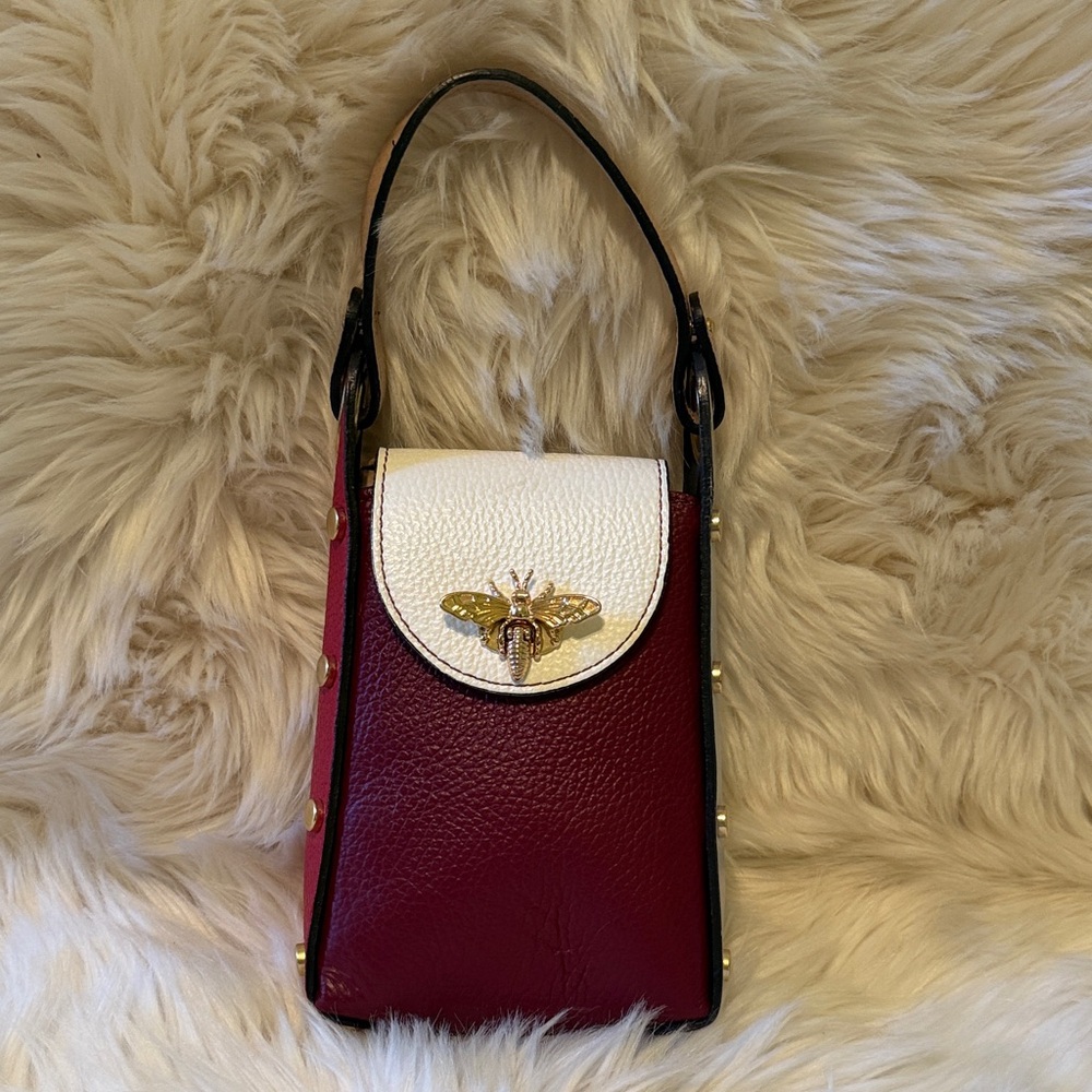 THE BEE BAG by Vera Pelle Leather Color Blocked Mini Bag